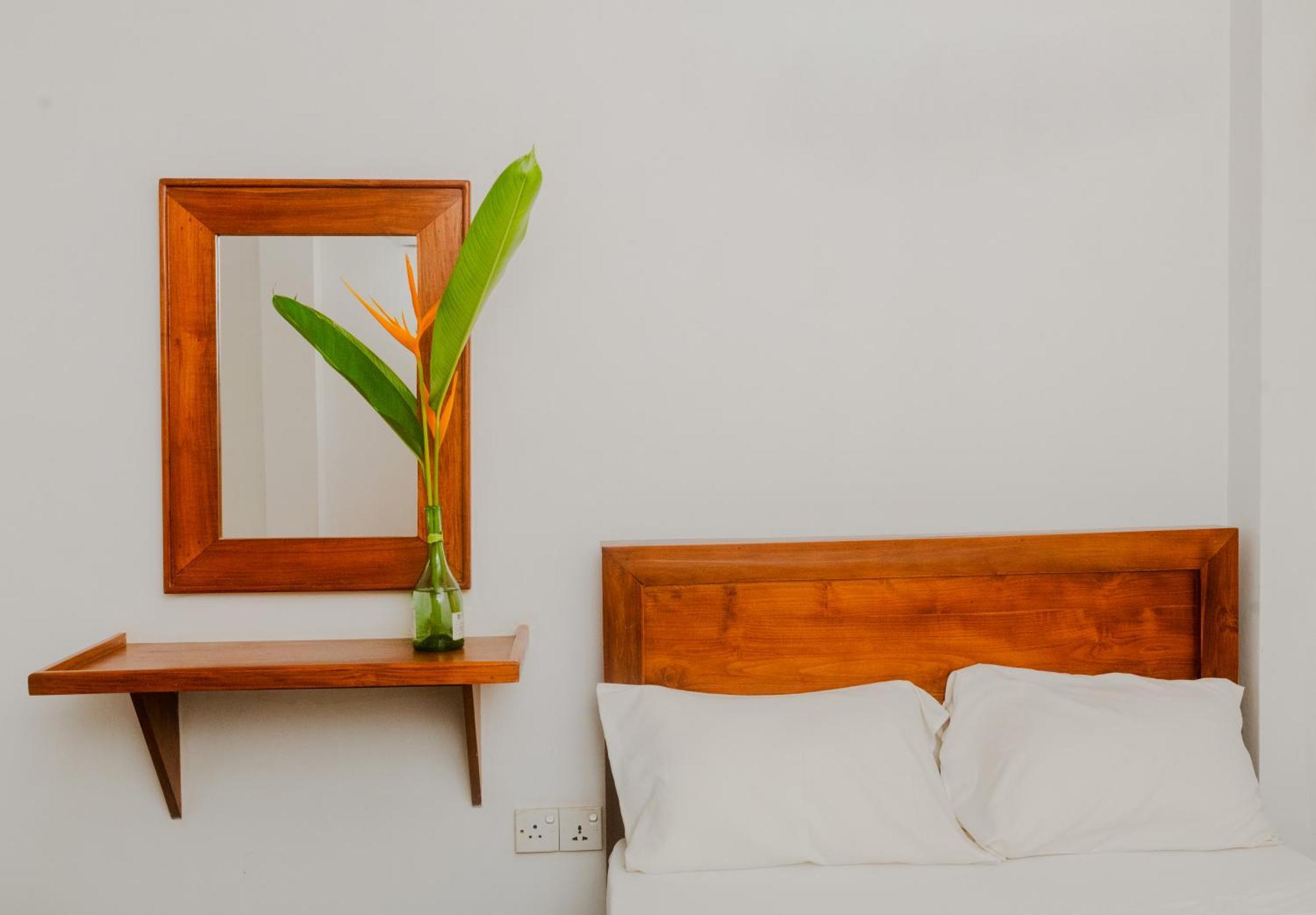 Tekkawatta Lodge Colombo